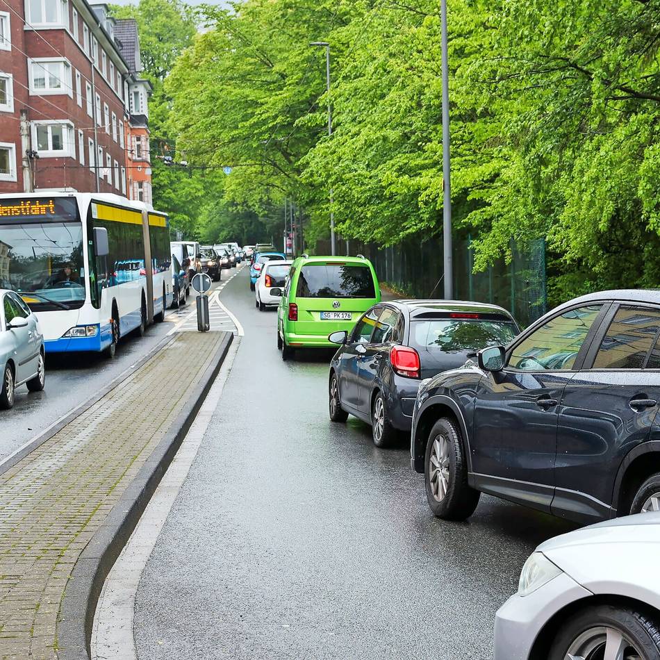 Befragung von fast 2000 Bürgern: Auto bleibt beliebtestes Verkehrsmittel der Solinger