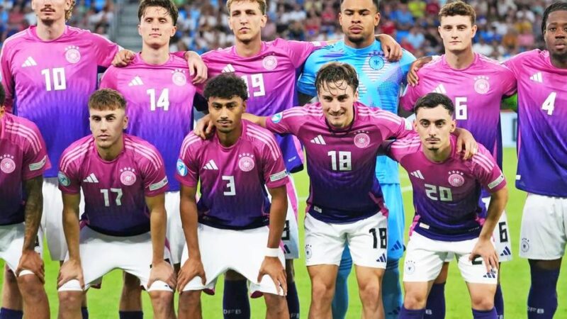 Arrey-Mbi spielte schon für Bayern und Chelsea: Die SG Kaarst und ihr Vize-Europameister