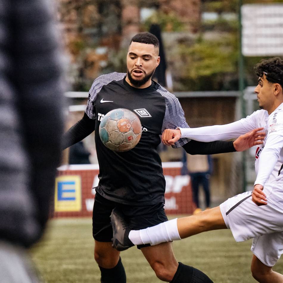 Transfer in der Fußball-Oberliga: Oscasindas‘ Wechsel zum KFC sorgt für Unmut in Baumberg