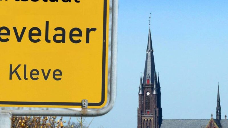 Heftige Debatte zwischen den Bürgermeister-Kandidaten: „Gut gebrüllt, Löwe“ – Schlagabtausch über Umbenennung in Bad Kevelaer