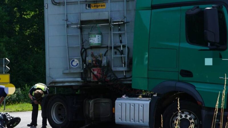 Unglück in Kaldenkirchen: Rollerfahrer bei Unfall tödlich verletzt