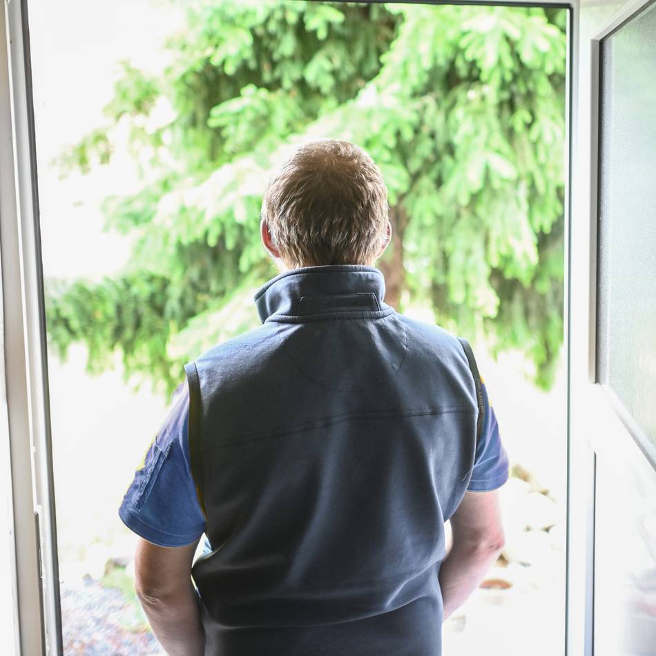 Sexuelle Nötigung in Klever Kneipe: „Er kam von hinten und griff in mein Geschlecht“