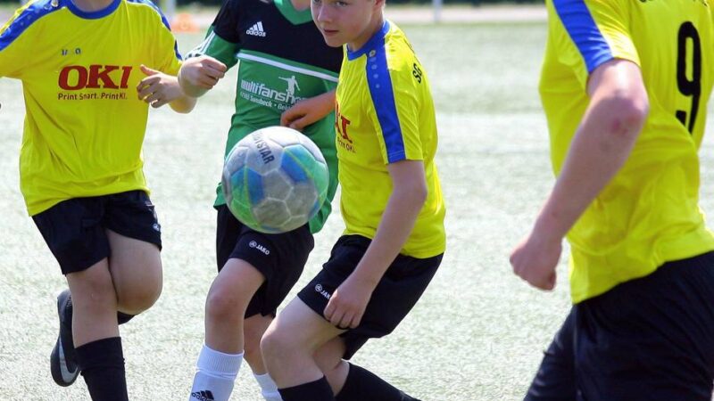 Jugendturniere am Pfingstmontag: Borussia Veen erinnert mit Wanderpokal an „Ulpa“ Keisers