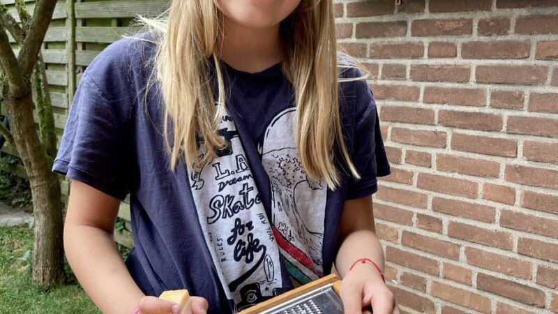 Neusserin nimmt an „Maus-Show“ teil: Von der Käsetheke ins Fernsehen