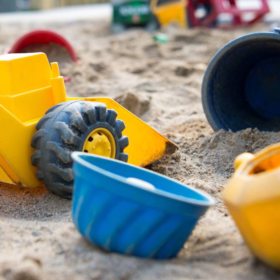 Eröffnung in Kaldenkirchen und Lobberich : Sandburgen bauen mitten in der Stadt