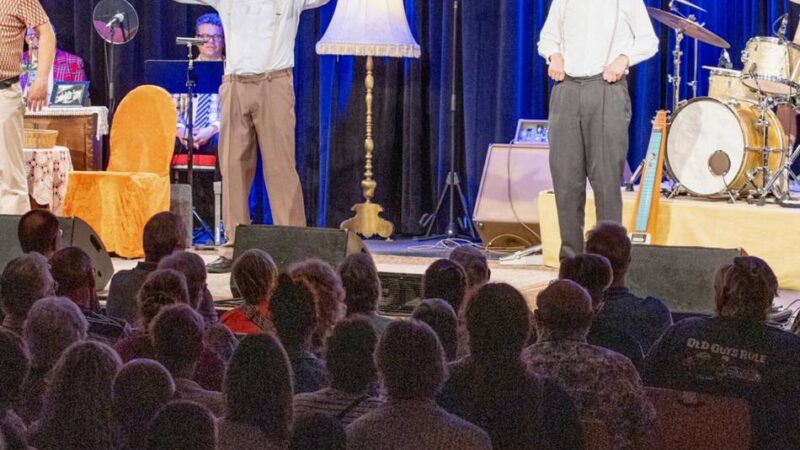 Kabarett in Kaarst: Herbert Knebels verrückter Haufen begeistert Zuschauer