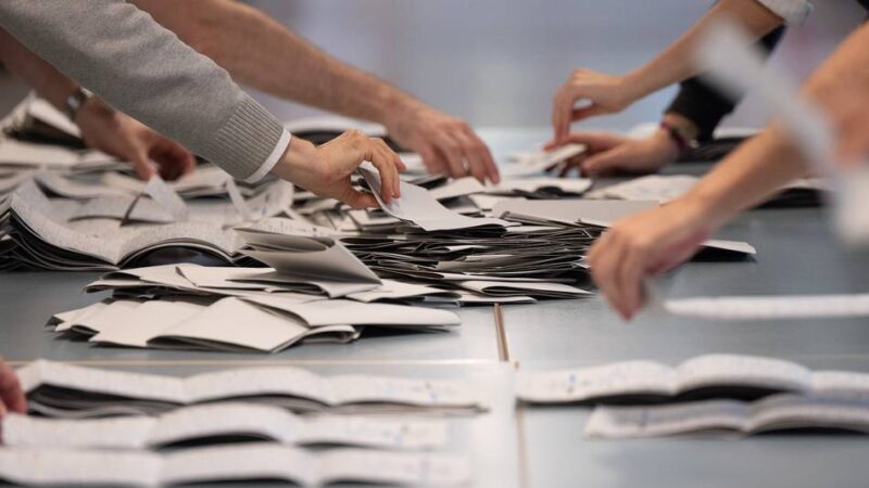 Demokratie in Mettmann: Wahlhelfer für die Kommunalwahl gesucht