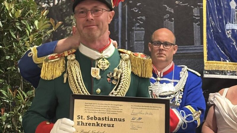 Brauchtum in Meerbusch: Große Emotionen beim Lanker Schützenfest