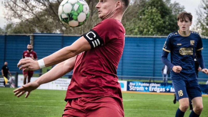 Transfers in der Fußball-Oberliga: Kapitän Lippold verlässt 1. FC Monheim, Klefisch kehrt zurück