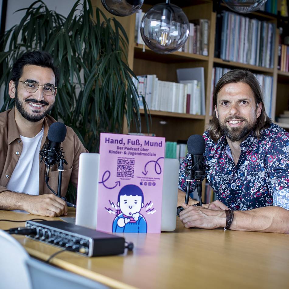 Podcaster von „Hand, Fuß, Mund“: Düsseldorfs bekannteste Kinderärzte gehen auf Tour – „wir sind voller Vorfreude und Aufregung“