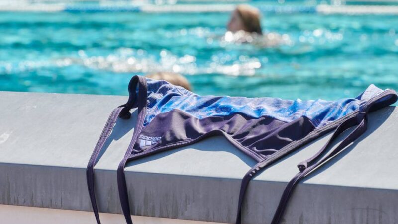 Fall soll in einem Hildener Schwimmbad geschehen sein: TikTok-Video warnt vor sexueller Belästigung