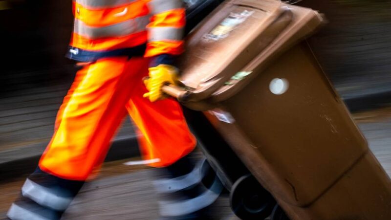 Hitzealarm in Moers: Abfuhrzeiten für Müll verschieben sich