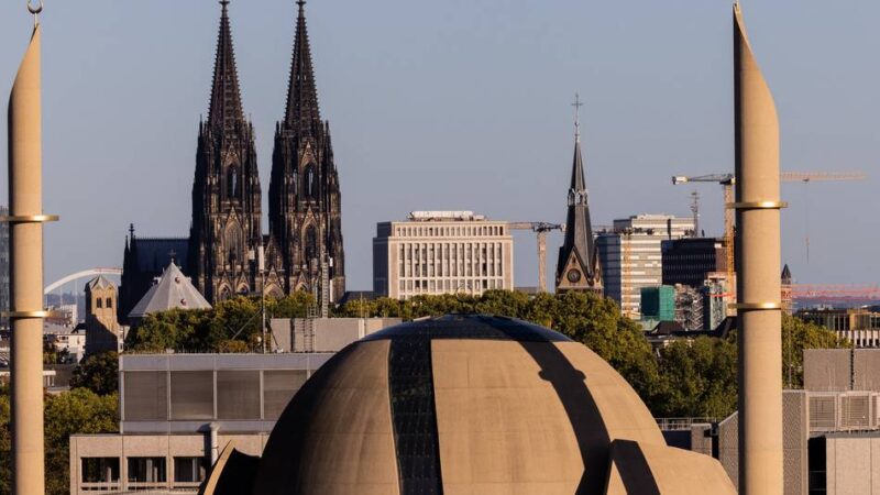 Pfingsten und Bayram in Grevenbroich: „Christen und Muslime haben viele Gemeinsamkeiten – und sind doch weit entfernt“