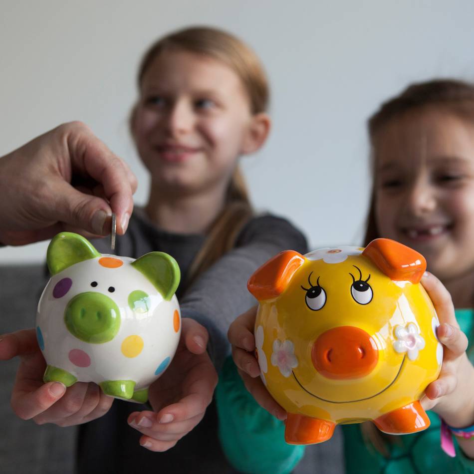 Schuldnerberatung im Rhein-Kreis Neuss klärt auf: Bewusster Umgang mit Geld – Tipps für Kinder und ihre Eltern