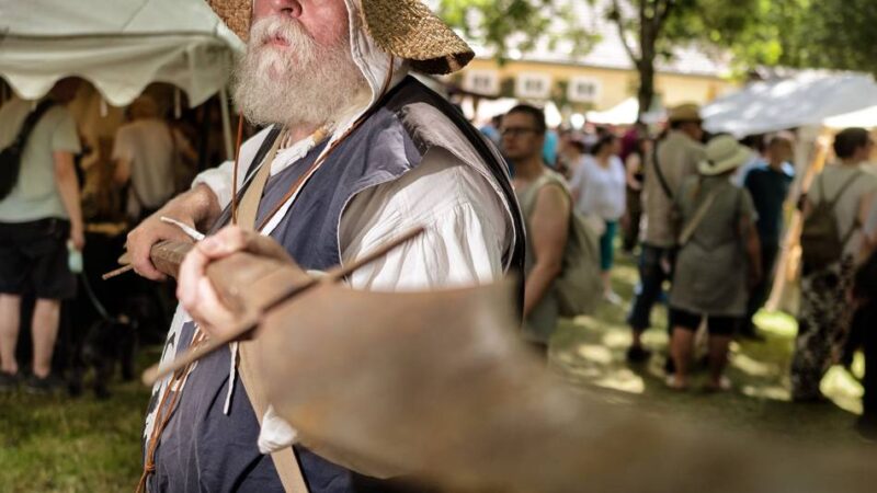 Langenfeld: Mittelalterfest an der Wasserburg Haus Graven begeistert Besucher