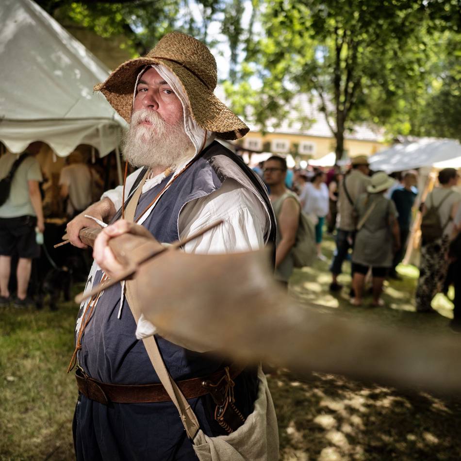 Langenfeld: Mittelalterfest an der Wasserburg Haus Graven begeistert Besucher