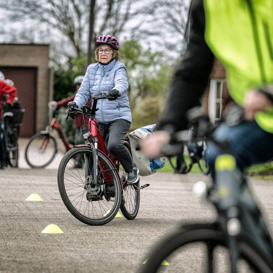 Für die Verkehrssicherheit in Hilden: ADFC organisiert Pedelec-Sicherheitstraining