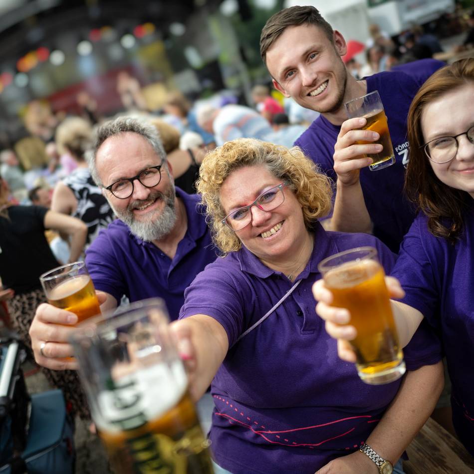 ZNS-Fest in Langenfeld: Zwei Tage in der Innenstadt feiern für den guten Zweck