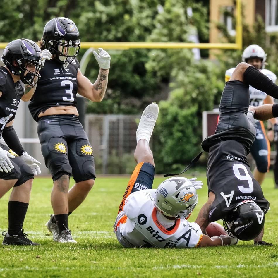 Überraschender Sieg gegen Top-Favorit: Seltenes Kunststück hievt die Longhorns an Spitze der GFL2