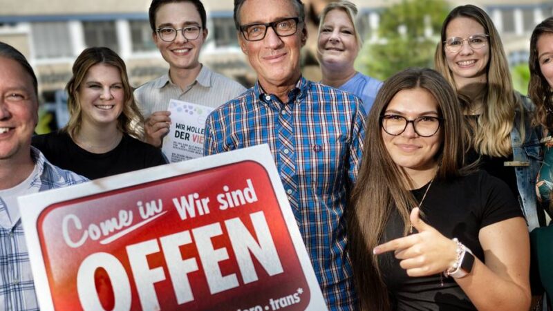 „Bekenntnis zur Offenheit“: Monheimer Otto-Hahn-Gymnasium ist jetzt „Schule der Vielfalt“