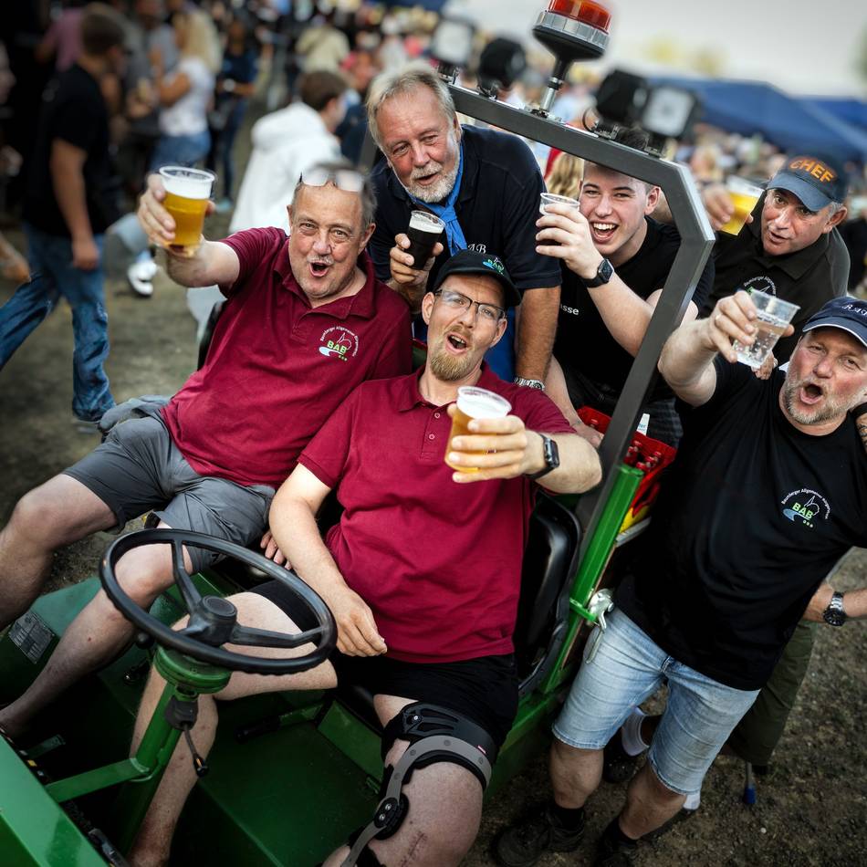 Tradition trifft Stimmung: Sonnwendfeier in Baumberg begeistert rund 3000 Besucher
