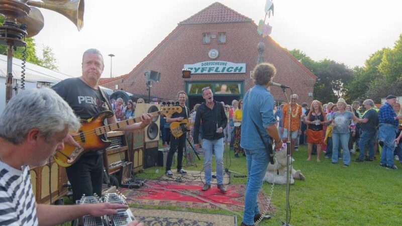 Zweitägiges Musikfestival: Woodstock-Feeling am tiefsten Niederrhein – Zyfflich feiert bis tief in die Nacht