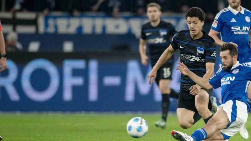 Veröffentlichung vorab: Schalke gegen Hertha – Traditionsduell zum Zweitliga-Auftakt