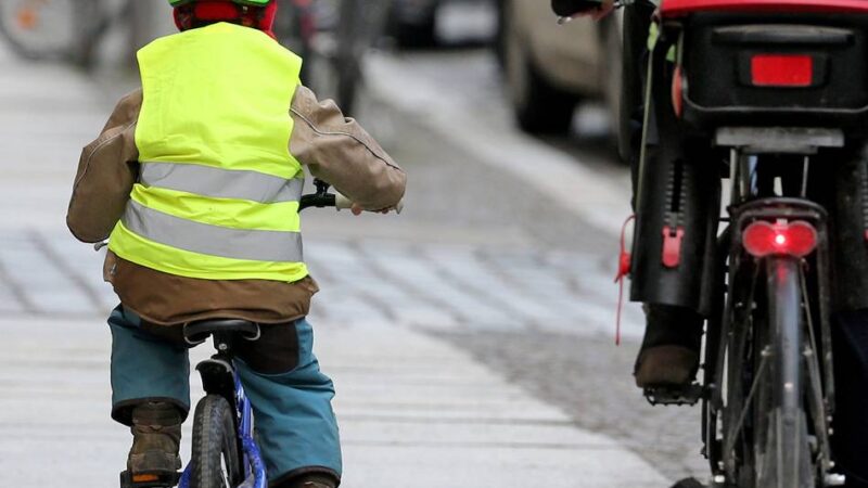 Verkehrssicherheit im Rhein-Kreis: Großeltern sollen bei Fahrradausbildung helfen