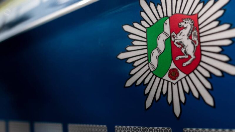 Einbruch in Dinslaken: Täter stehlen Kastenwagen und Werkzeuge von Firmengelände