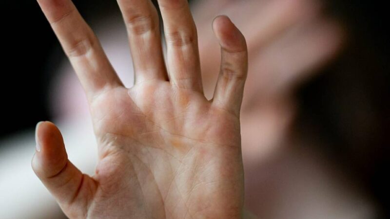 Prozess um Häusliche Gewalt in Weeze: Frau verängstigt vor Gericht – Angeklagter kommt frei