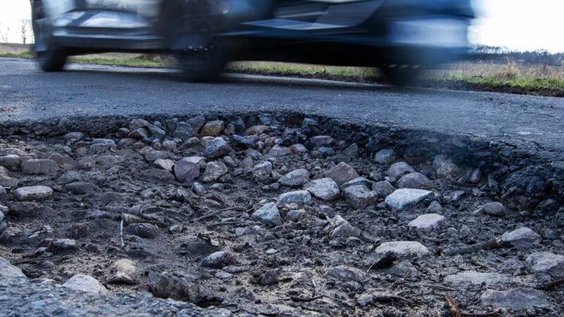 Infrastruktur in Grevenbroich: FDP fordert KI-System zur Erfassung von Straßenschäden