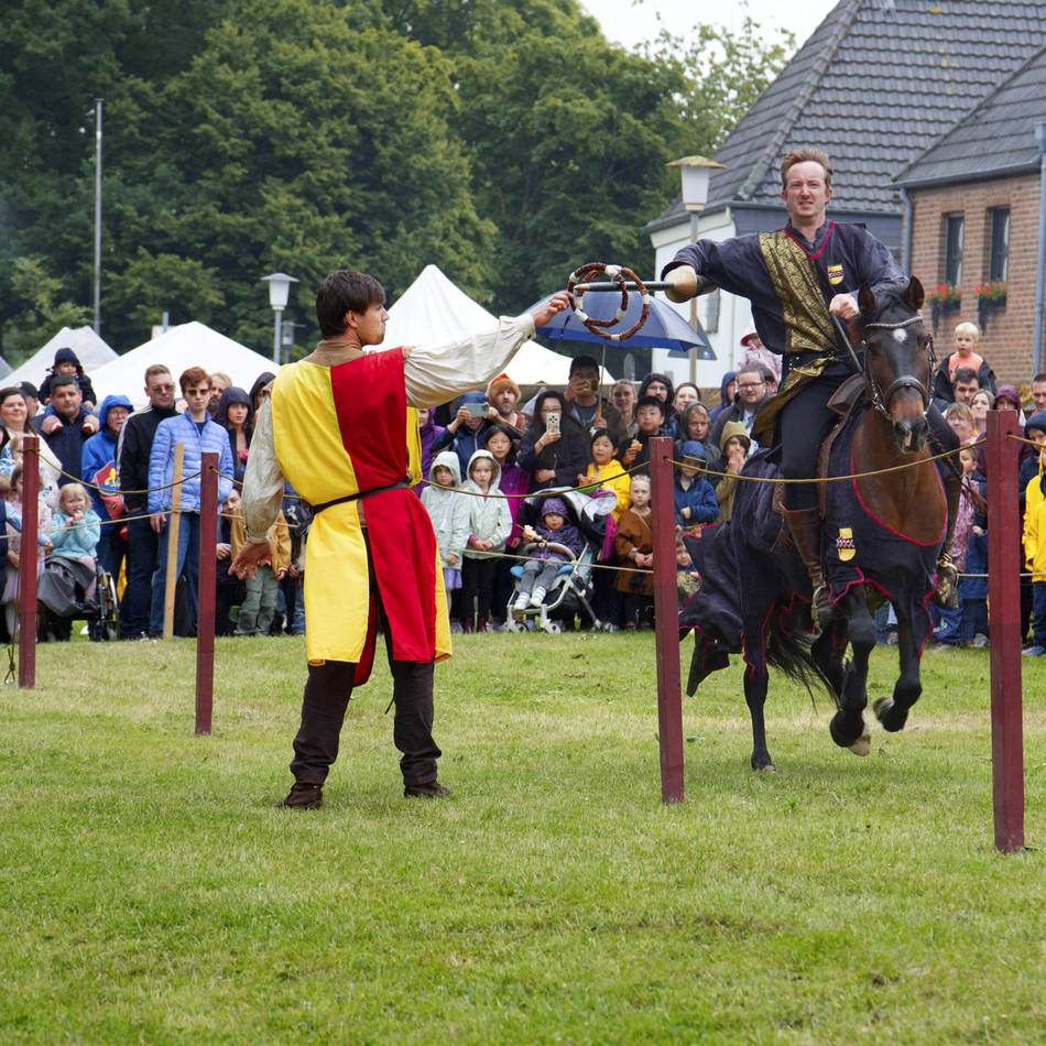 Reitershow auf Siegfriedspektakel in Xanten: „Wir wollen die Zuschauer verzaubern“
