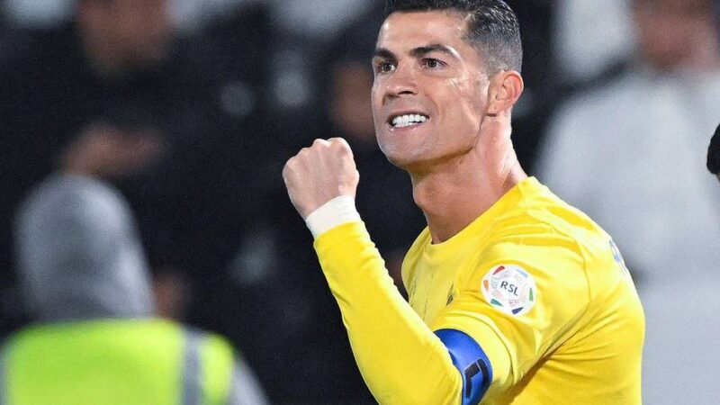 Bei Vertragsende 42 Jahre alt: Cristiano Ronaldo setzt seine Karriere in Saudi-Arabien fort