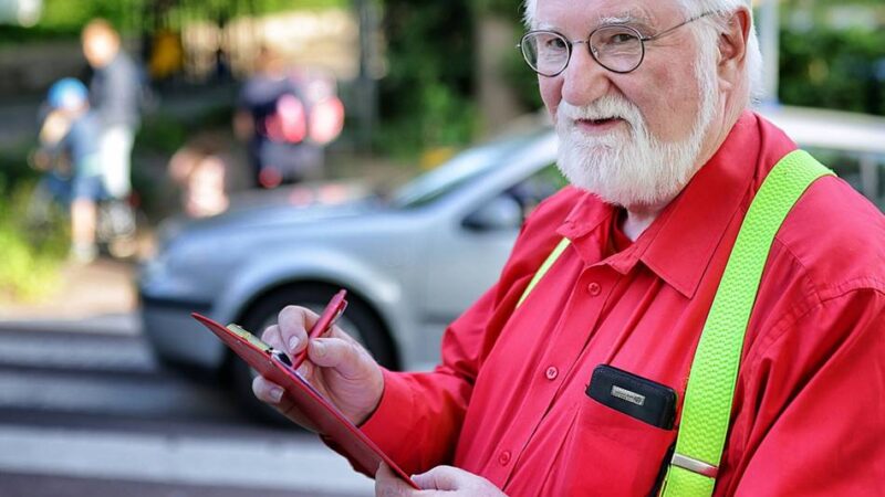 Elterntaxis in Mettmann: ACE bewertet Verhalten der Eltern als mangelhaft