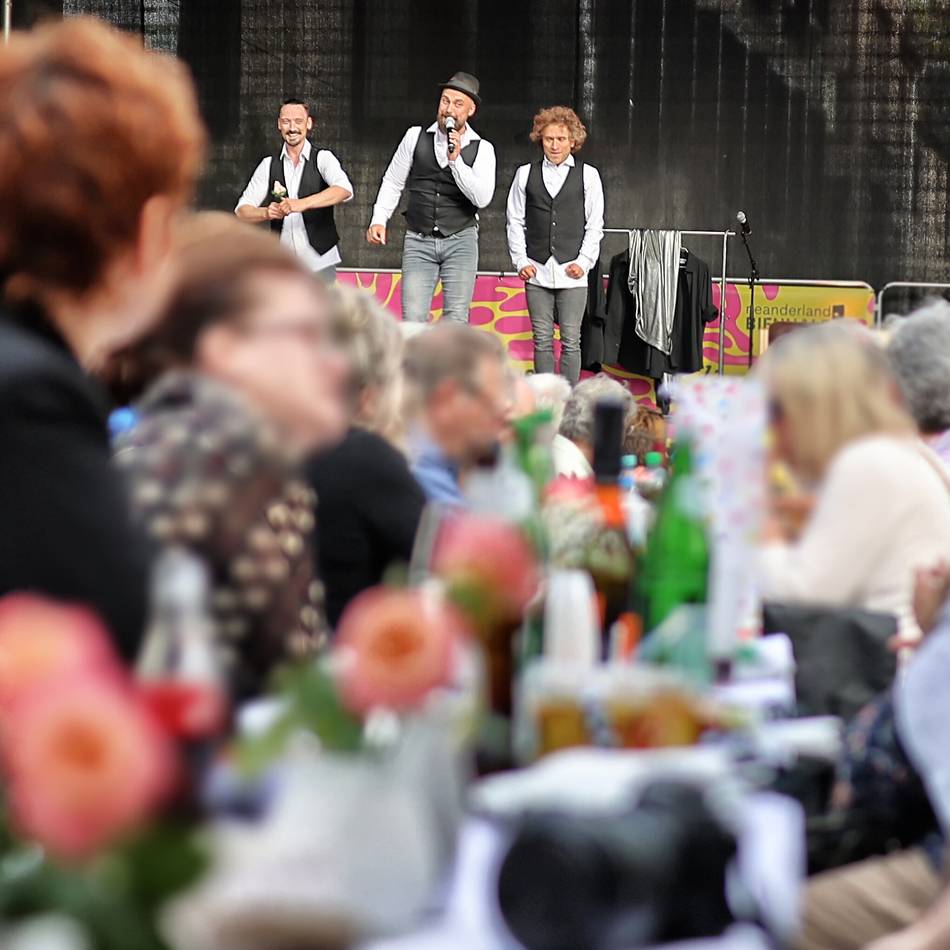 Gelungener Auftakt zur Neanderland-Biennale: Bürgerdinner in tollem Ambiente
