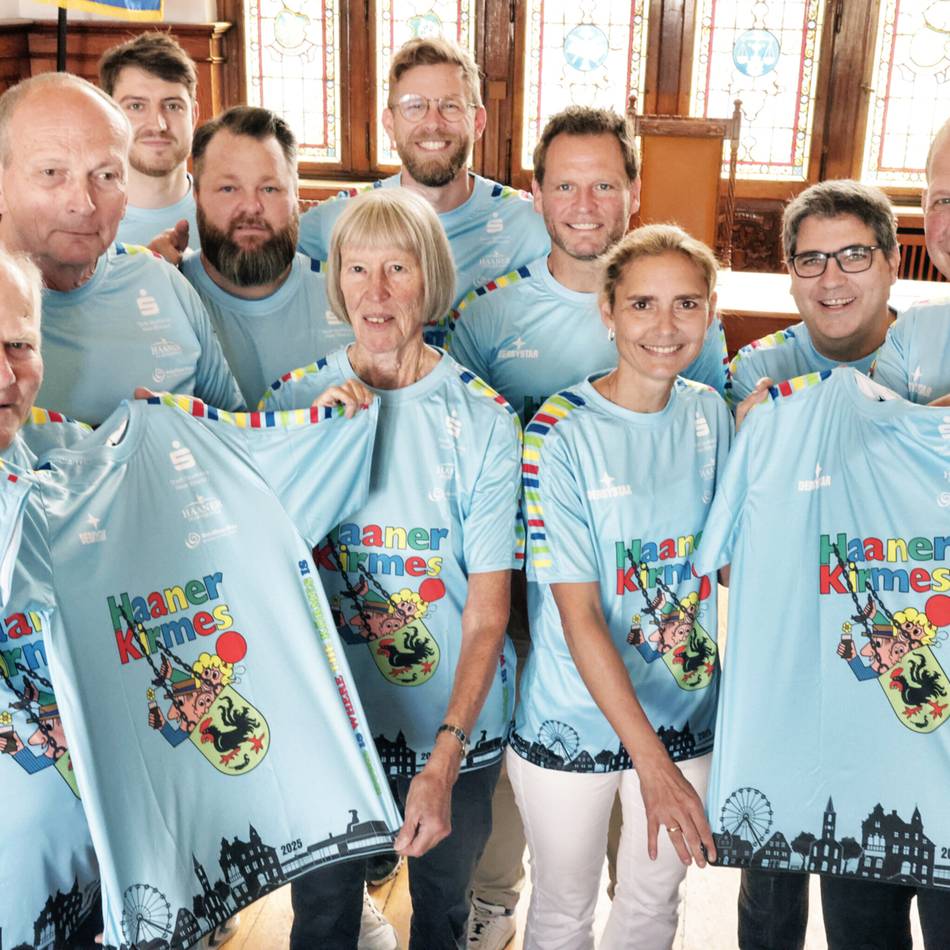 Gute Idee für einen guten Zweck: Kirmes-Trikot begeistert – und hilft