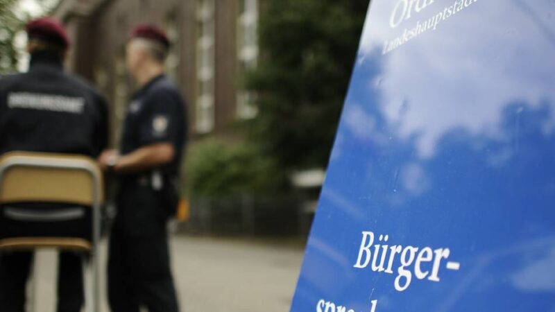 Service für die Düsseldorfer: OSD-Bürgersprechstunden in drei Stadtteilen