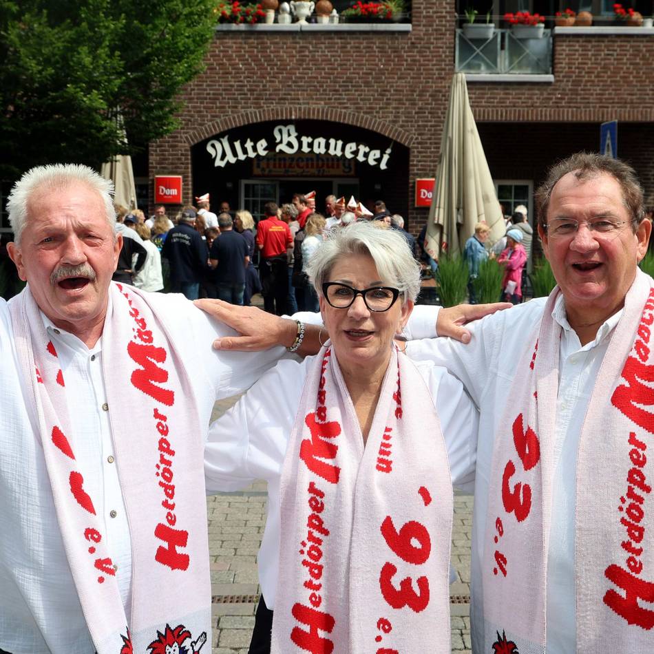 Dreigestirn in Hitdorf stellt sich vor: Neue Tollitäten starten in närrisches Jubiläumsjahr