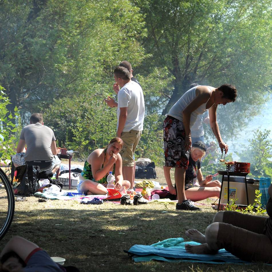 Kontrolle durch Außendienst in Duisburg: Stadt ahndet elf Verstöße gegen das Grillverbot