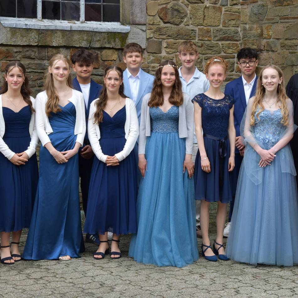 Evangelische Kirchengemeinde in Wermelskirchen: 13 Jugendliche wurden in Dabringhausen konfirmiert