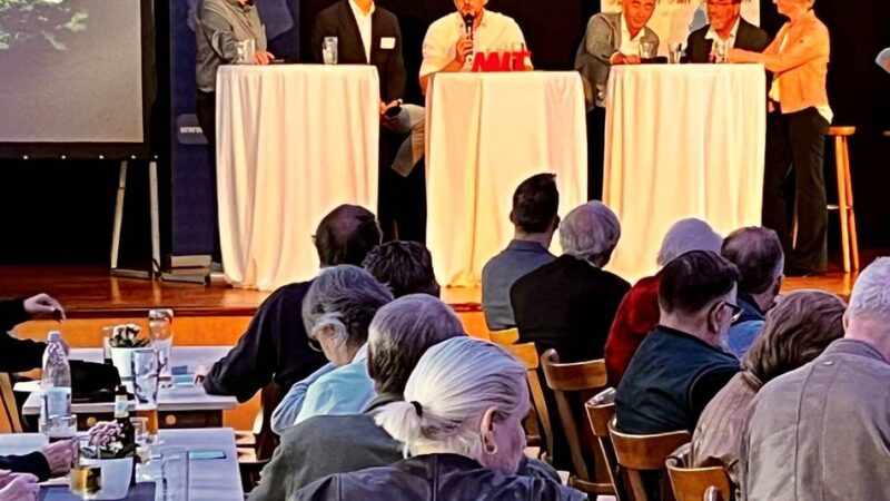 Podiumsdiskussion in Kaldenkirchen: Ein vorsichtiges Plädoyer für den Wasserstoff