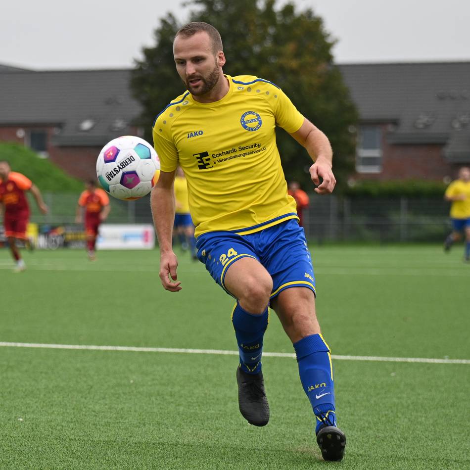 Neuer Kunstrasen: Minispielfeld an der Fürst-Bentheim-Straße wird saniert