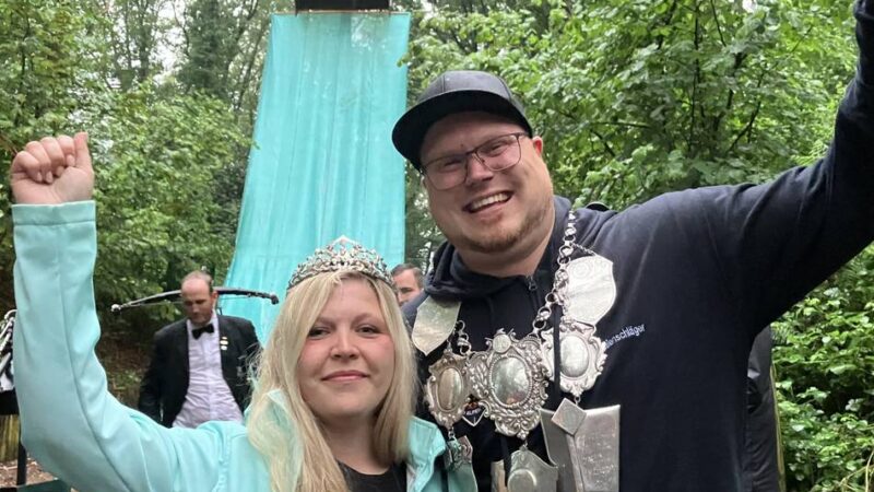Schützen feiern neun Tage lang: Alpen steht kopf, wenn die Junggesellenschützen feiern