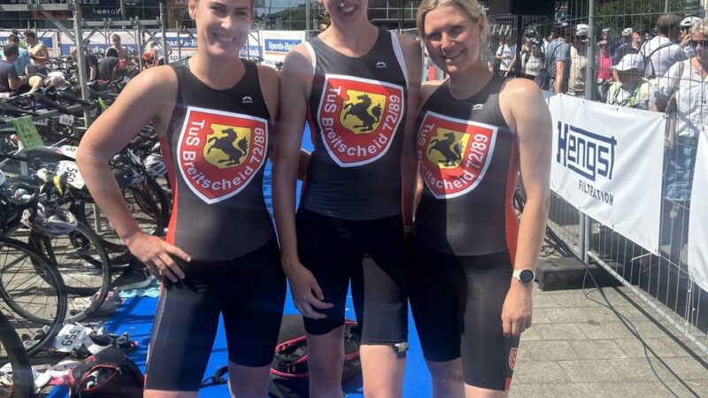 Triathletinnen in der Oberliga: Extreme Hitze beeinträchtigt Breitscheider Athletinnen