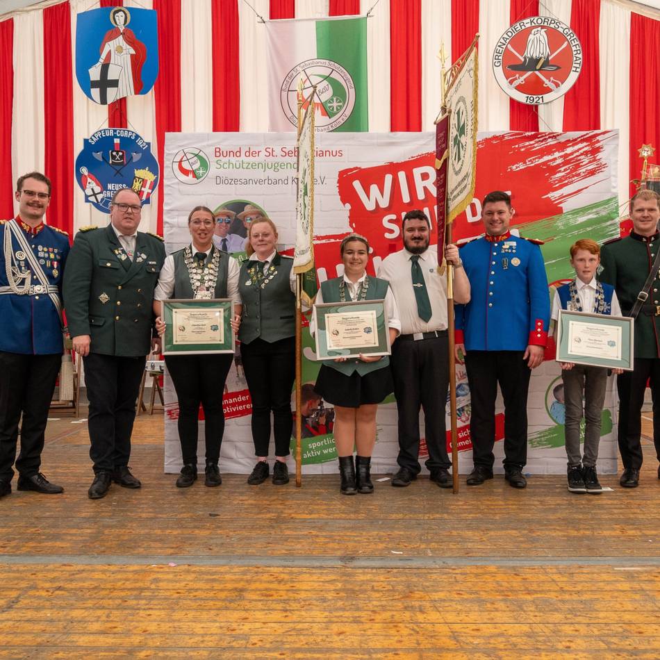 Diözesan-Jungschützentag in Neuss-Grefrath: Volle Hütte und dickes Lob vom Innenminister