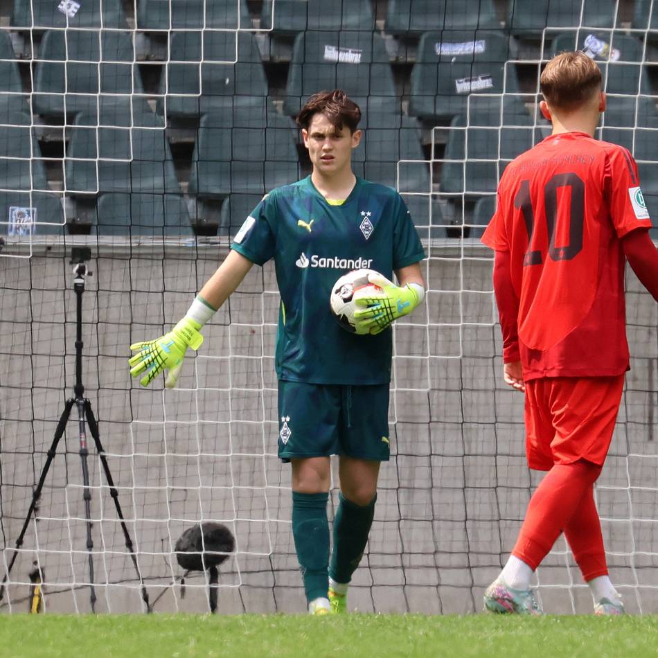 „Will die nächsten Schritte gehen“: U17-Keeper Trippel ist nach Titelgewinn im Borussia-Park heiß auf mehr