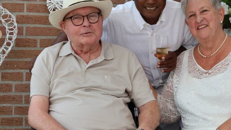 Seit fast 40 Jahren verbunden: Perlenhochzeit in Grevenbroich mit Gast aus Mauritius