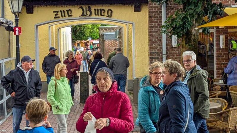 Gelungenes Pfingstfest in Brüggen: Start mit 50 Litern Freibier vom Bürgermeister