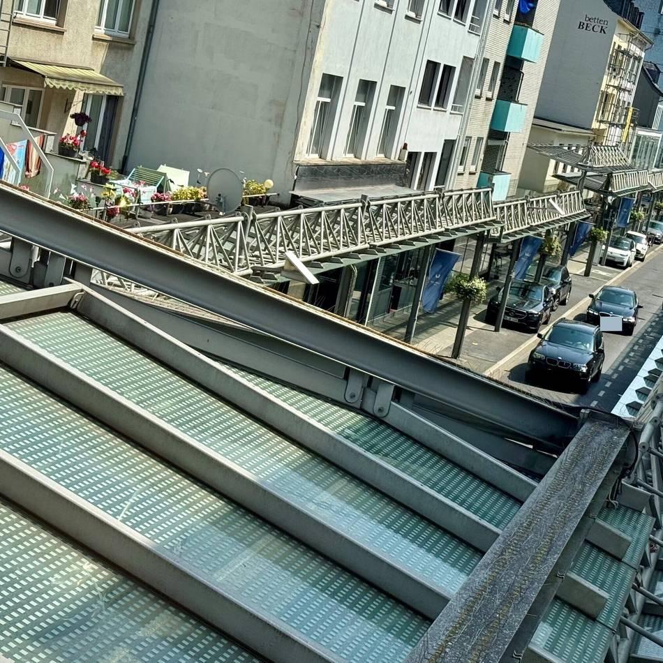 Verkehrsbehinderungen in Krefeld: Königstraße wird zwei Wochen lang morgens voll gesperrt
