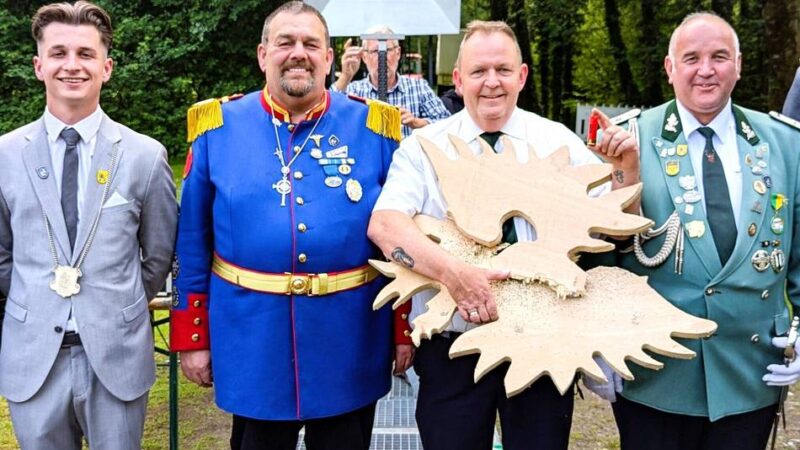 Schützenfest in Brempt: Die St.-Georg-Bruderschaft bekommt einen Kaiser